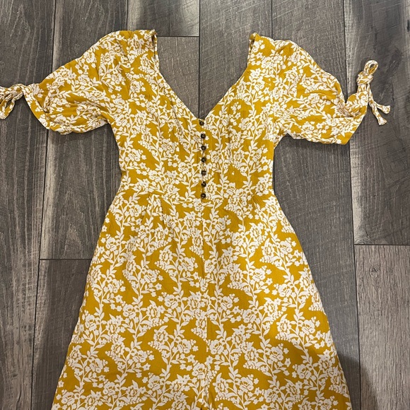 Mustard w/white floral jumpsuit - Picture 2 of 8